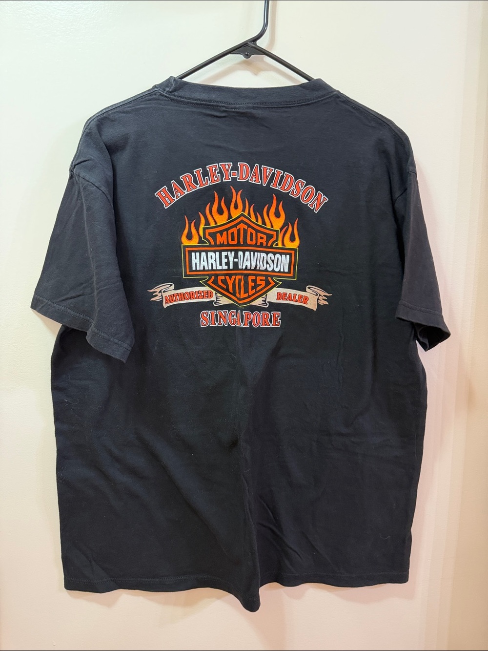 Harley-Davidson Singapore Black T-Shirt with Orange and Red Flame Logo XL NWOT